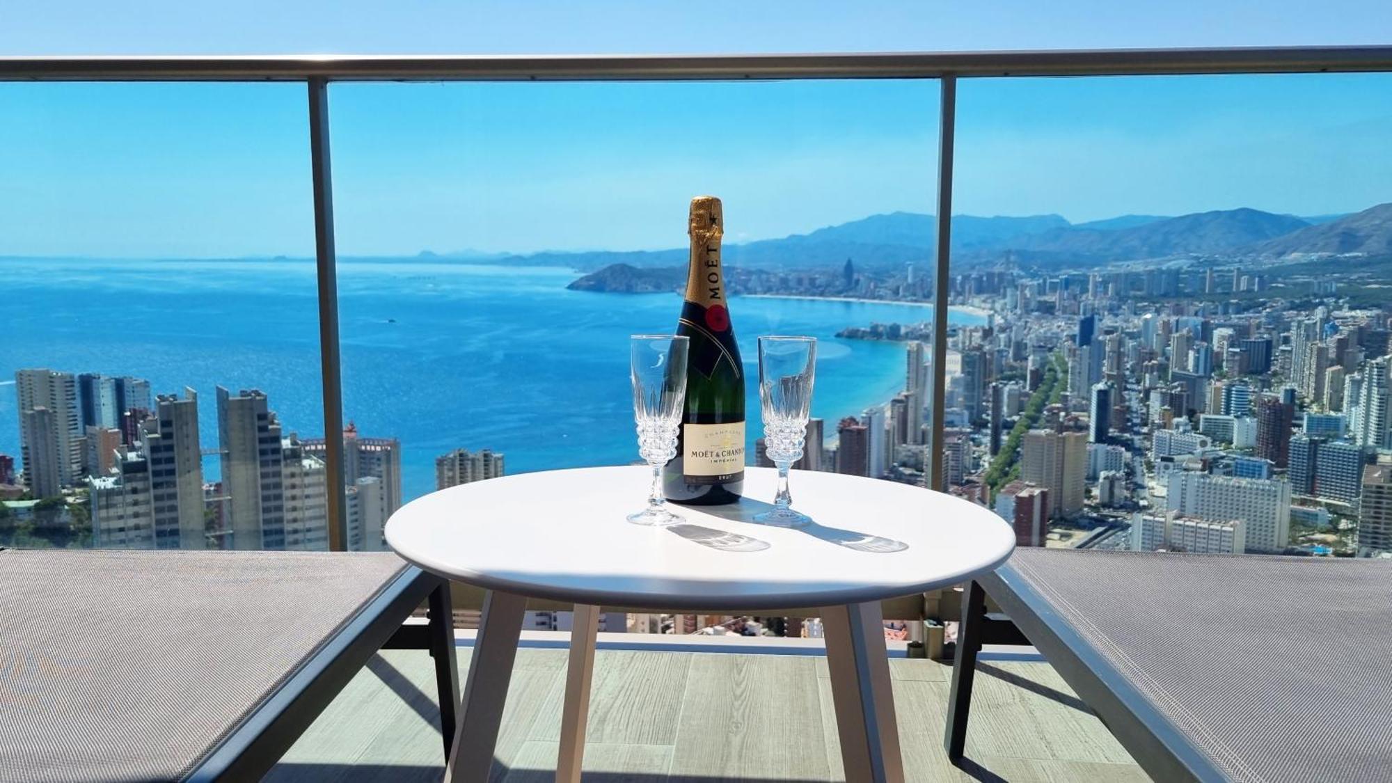 Skyscraper Apartment With Panoramic Views - Floor 38 Benidorm Luaran gambar