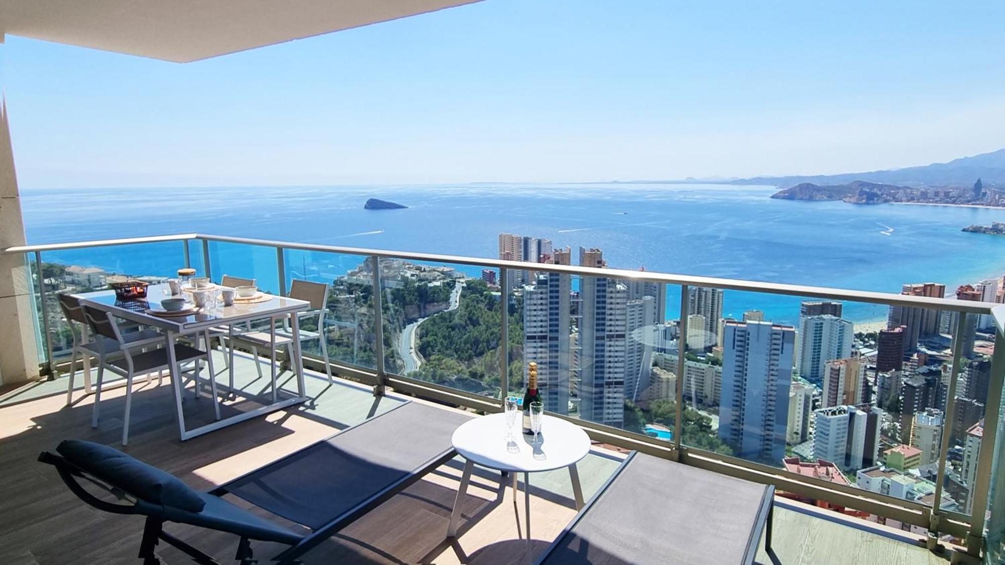 Skyscraper Apartment With Panoramic Views - Floor 38 Benidorm Luaran gambar